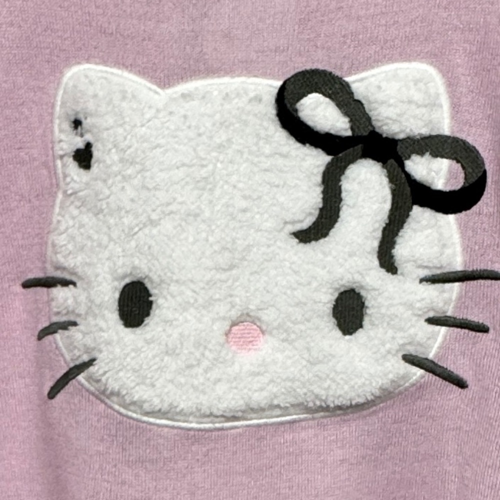 NEW Hello Kitty Sweater (M) FUZZY FACE Pink Light Knit Y2K Kawaii Soft Girl NWT